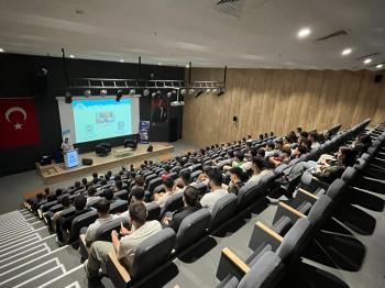 BANÜ Denizcilik Fakültesinde Yeni Öğrencilere Oryantasyon Programı Gerçekleştirildi