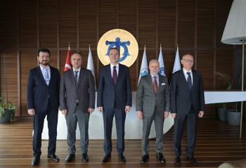 Denizcilik Fakültesi Yönetiminden İMEAK Deniz Ticaret Odasına Ziyaret