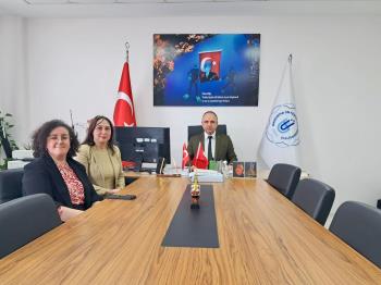 Yabancı Diller Yüksekokulu'ndan Denizcilik Fakültesi Dekanlığına Ziyaret Gerçekleştirildi.
