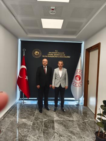Dekanımız Prof. Dr. Alper KILIÇ, Balıkesir Çevre, Şehircilik ve İklim Değişikliği İl Müdür Vekili Sayın Levent DİLOĞLU ile Görüşme Gerçekleştirmiştir. ​