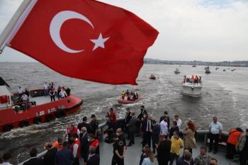 Marmara Denizi'nde müsilaj seferberliği